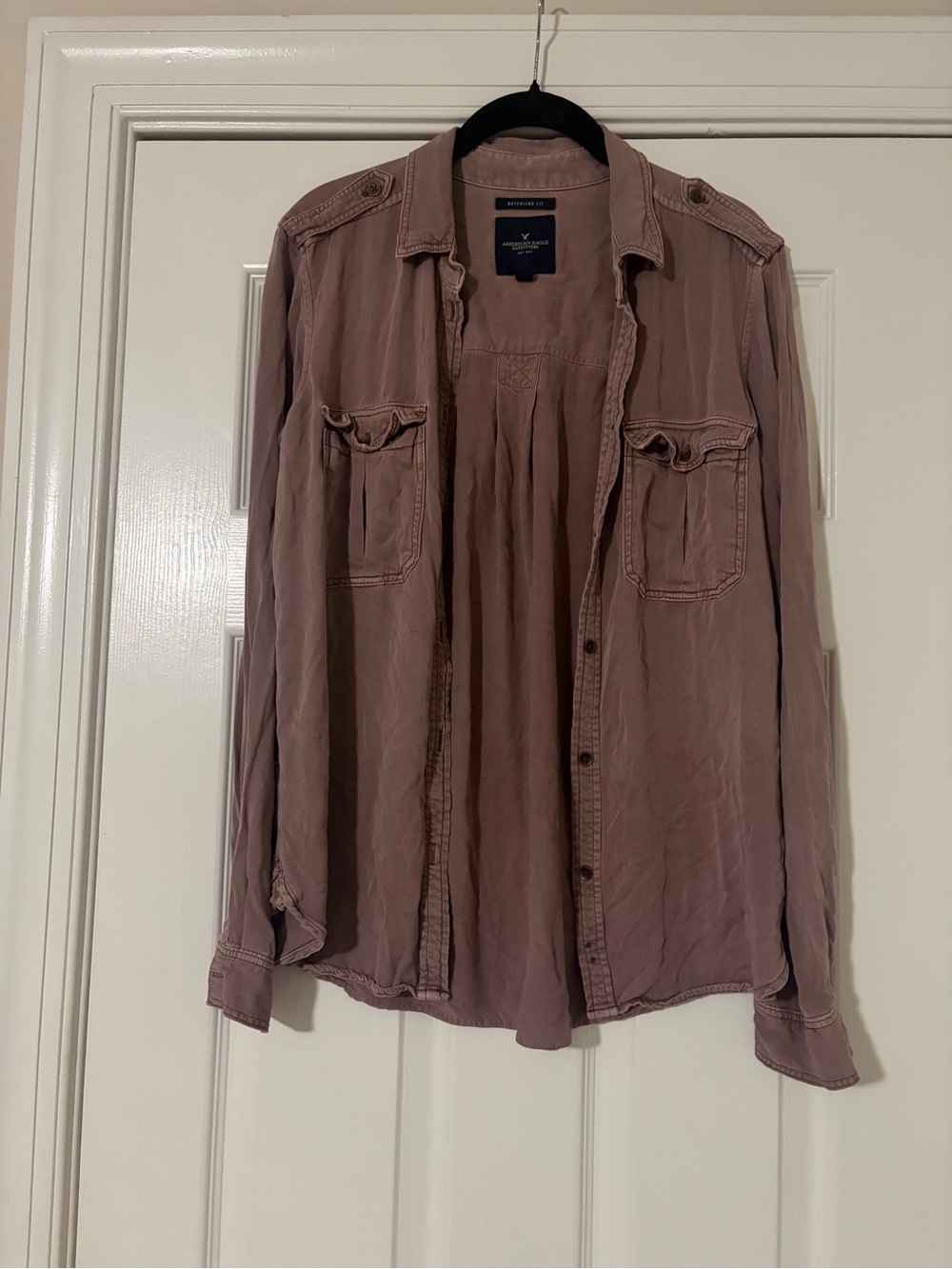 American Eagle Outfitters Lightweight Button-Down Shirt Jacket in Dusty Mauve